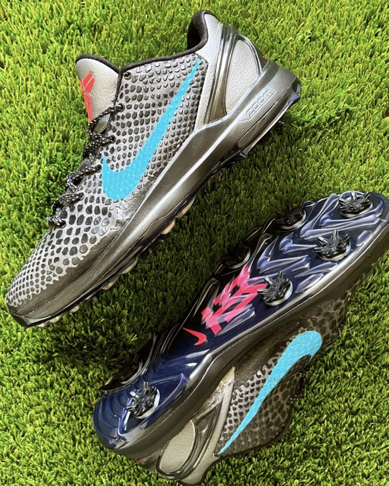 Nice Kicks on Twitter: "Nike Kobe 6 x Air Zoom Tiger Woods 20 custom golf  shoes 🐍⛳️ https://t.co/sJ2bT0hYFs" / Twitter