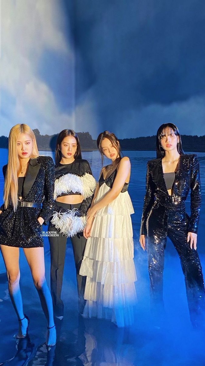 strawvibesberry's tweet photo. HAPPY ANNIVERSARY PINKSS #BLACKPINK #blackpinkanniversary #BLACKPINKCOMEBACK #BornPink https://t.co/qN1BKZk6r8