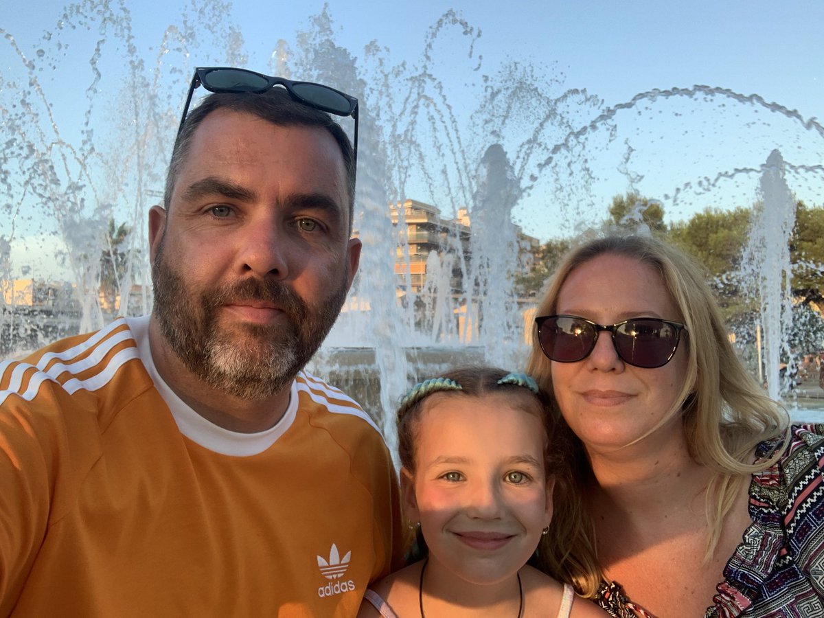 dthorpedecor's tweet photo. Last day of holiday here in Salou, nice to have a 10 day break, it’s been bloody hot though! #spain #scorchio #backtoworknextweek 🥵☀️🍺 https://t.co/ornKM6YhmA