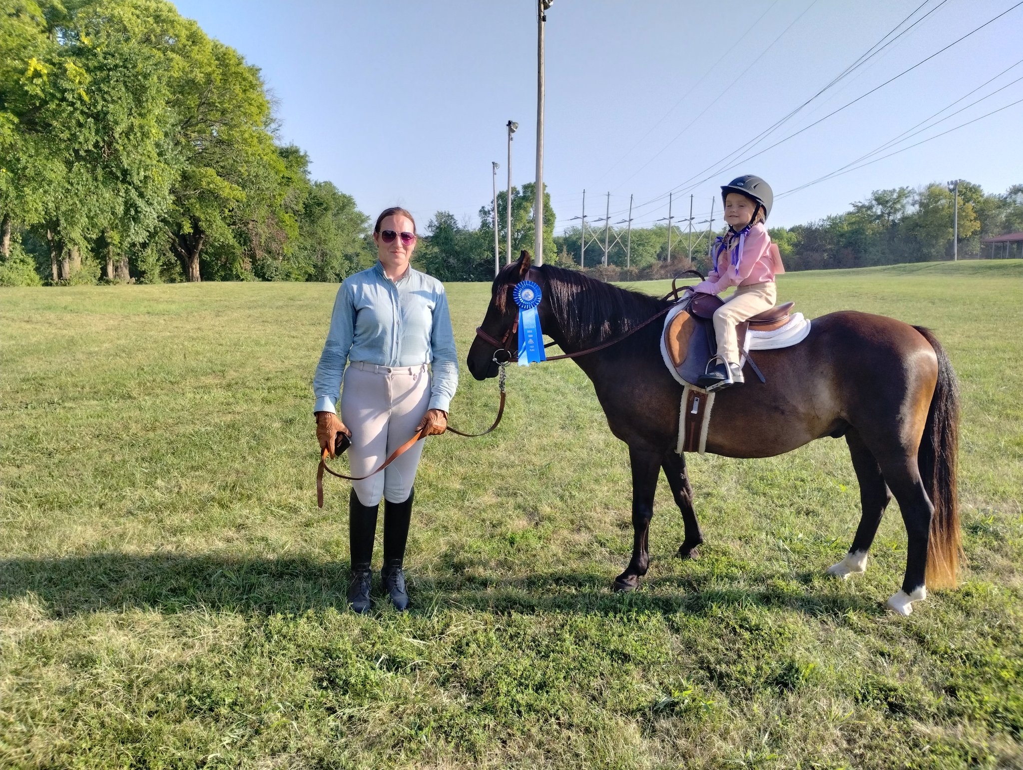 Jeff McFadden on Twitter "Ellie took first place in lead line class at