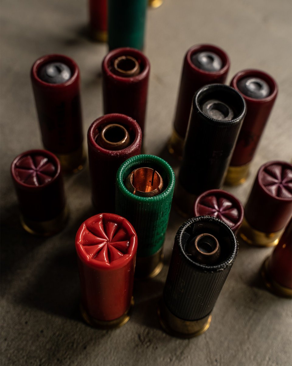 Smith_WessonInc's tweet photo. M&P®12 is the ultimate home defense 12-gauge shotgun. It safely chambers mini-shells, standard shells, and magnum shells. Have you gotten your hands on one yet?
#Shotgun #MP12 #SmithAndWesson https://t.co/GnVoZd15P5