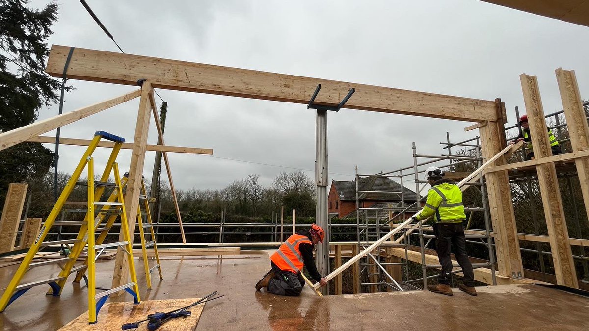 Hawkland tweet media