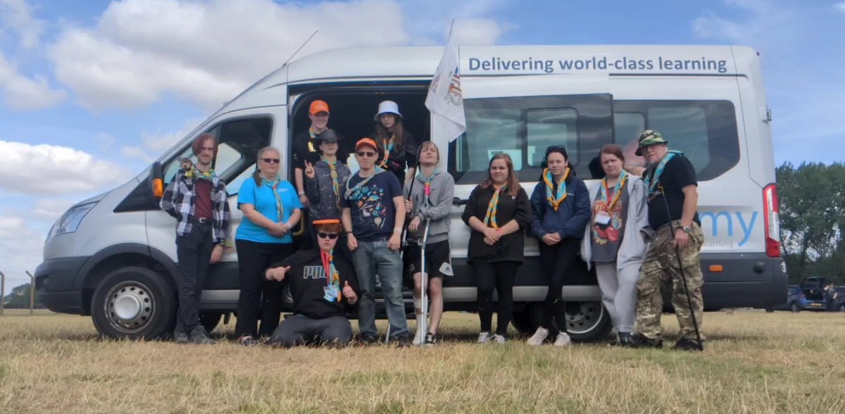TheWelliesESU's tweet photo. Our @PoacherLincs journey is now over, thank you to everyone involved for such an amazing week.

But we must also thank @Kingswood_Acad for allowing us to borrow their minibus which allowed us to have this adventure of a lifetime. https://t.co/hdqzuRNqAU