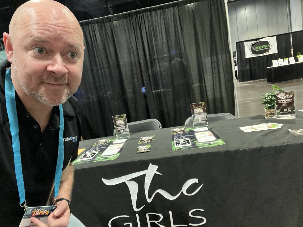 chucko24's tweet photo. @kush_con is happening - last day swing by and see @cannatechtoday and @EmergeCannabis @StmCanna 

#kushcontampa #stmcanna https://t.co/zT5PSwrmJE