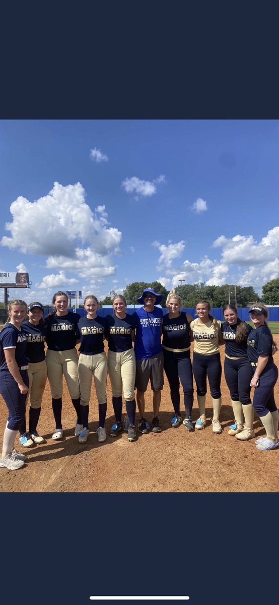 ellaholman26's tweet photo. Huge thank you to @IndStSoftball for a great camp yesterday! Learned a lot and had fun. Thanks @Coach_pooch @Ra_nicole21 @itsbritanypitch ,excited for the next one! https://t.co/SAikQaS9xY