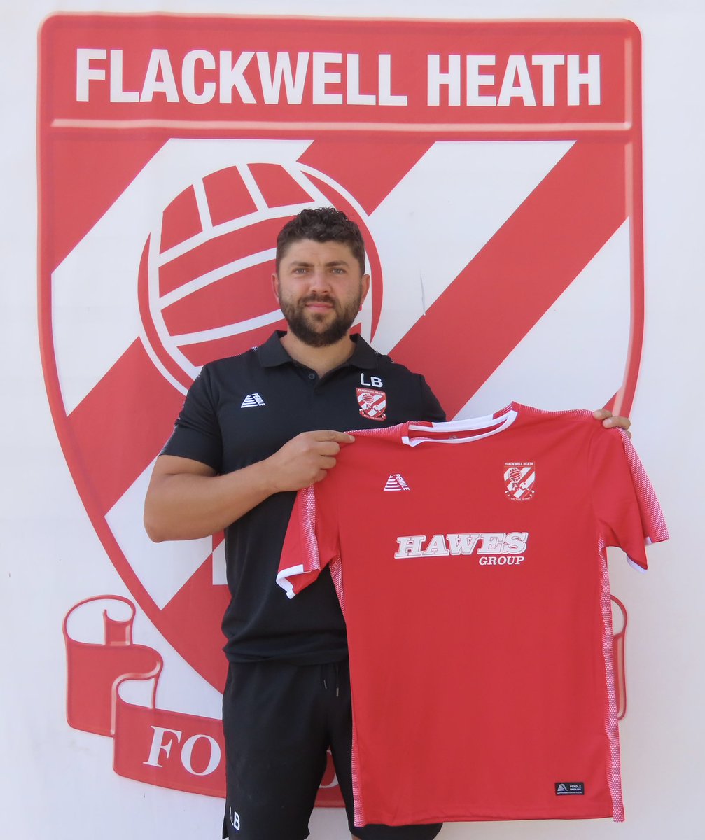 FHFC1907's tweet photo. 🚨 @FHFC1907 are proud to announce The Hawes Group as our new Development Squad kit sponsor 🤝🏻
Dev. Squad Manager Luke Belson proudly holds up the shirt below.
Thank you for your support 🔴⚽️
#heathens #kitsponsor #HawesGroup #HawesSkipHire #HawesPlantHire #Hawes #recycling https://t.co/gQoQtA0qw8