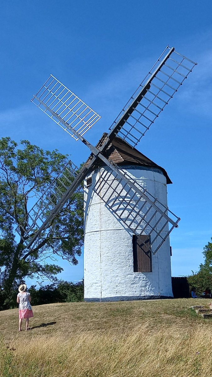 KevinWright54's tweet photo. #AshtonWindmill Fascinating 18th century partially restored tower windmill just up the road from here. There's evidence to suggest a #windmill has been here since mediaeval times. What incredible social history https://t.co/eHPTG7Q6dt