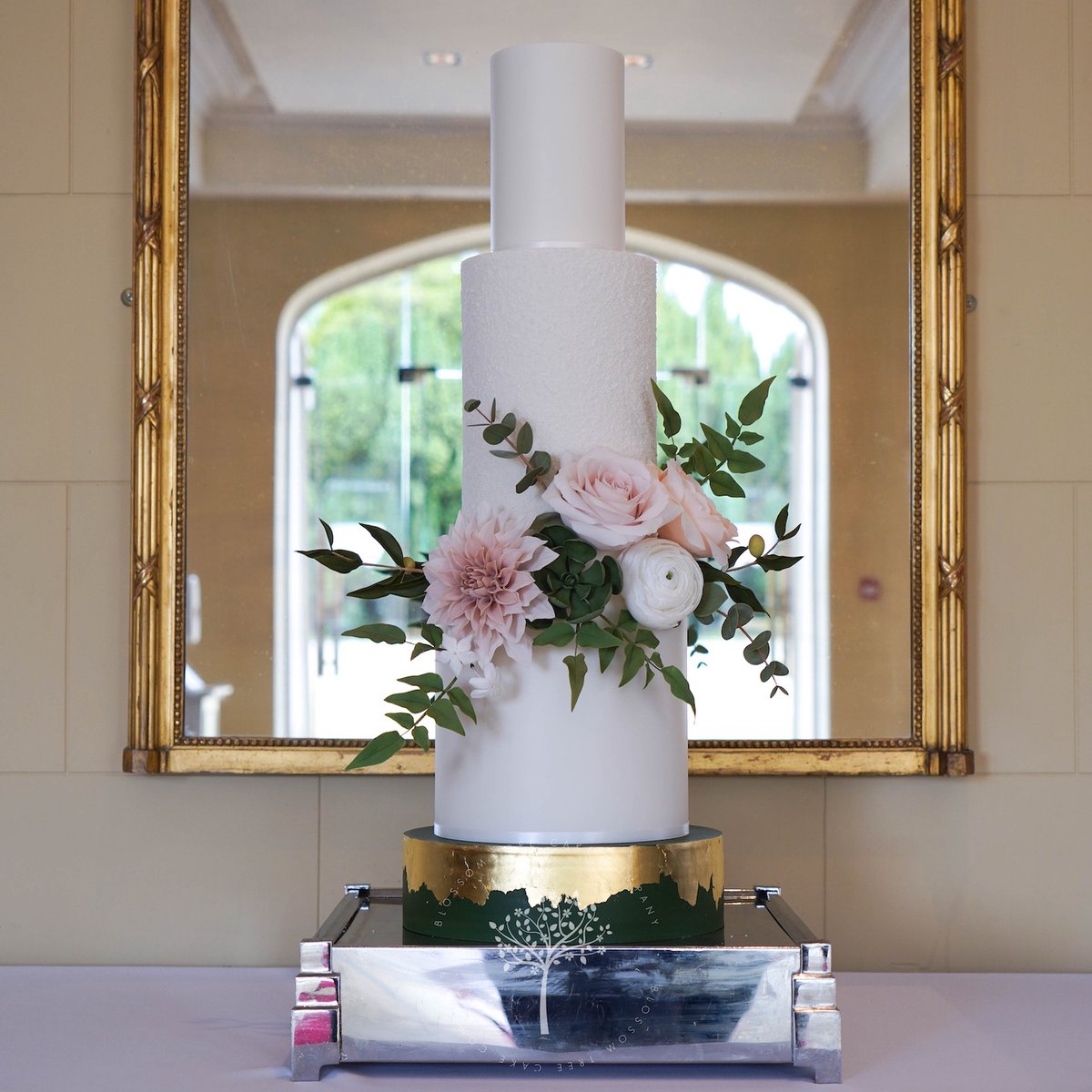 Many congratulations Emma &amp; Austin... married last week at All Saints Church and celebrating afterwards with a stunning reception at <a href="/ripleycastle/">Ripley Castle</a> with <a href="/RipleyWeddings/">Ripley Weddings & Events</a> ! Thank you so much for choosing us to make your stunning wedding cake for you...x