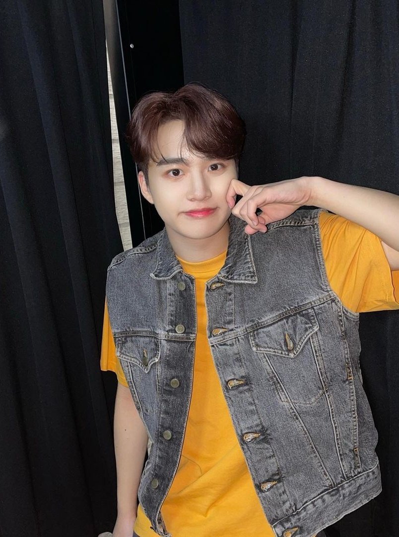 F0RB1C's tweet photo. why should he be this adorable 😭😭😭 https://t.co/yf7gTUXWmL