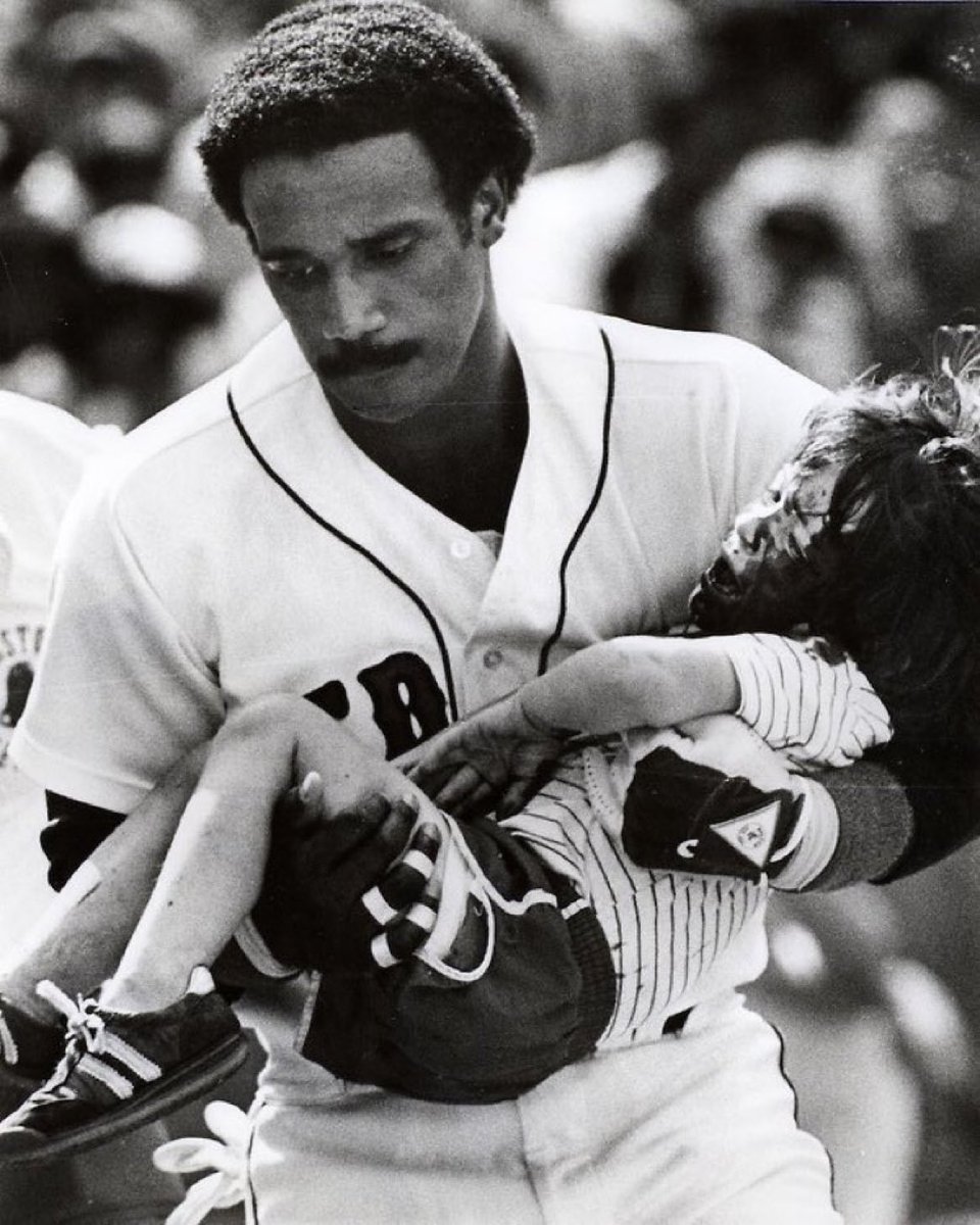 Today in 1982, Jim Rice goes into the stands to aid a 4-year-old boy who was struck by a line drive. After emergency surgery and five days in the hospital, the child goes on to make a full recovery. To this day, his family believes Jim Rice saved his life.