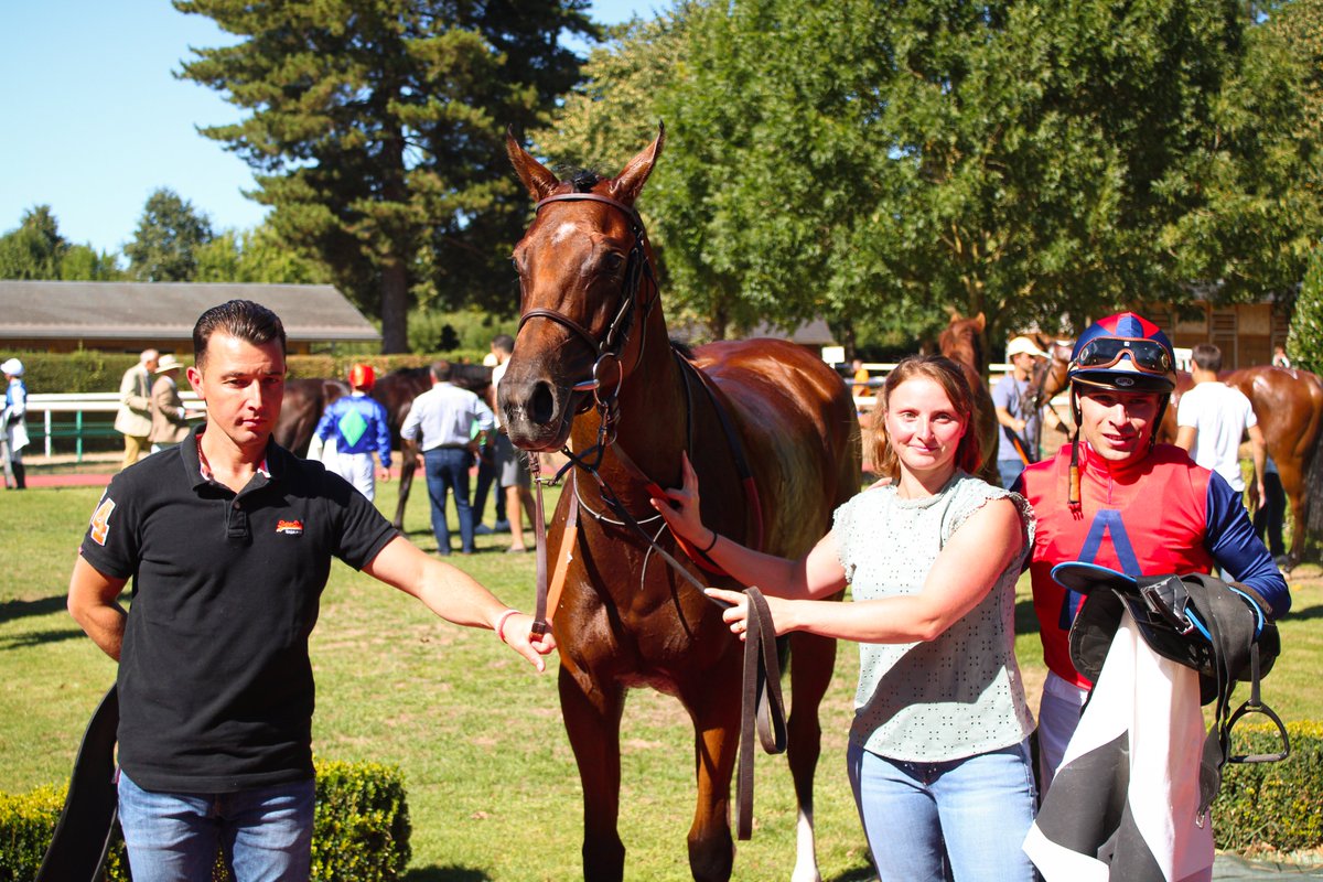 Hippodrome du Lion d’Angers tweet media