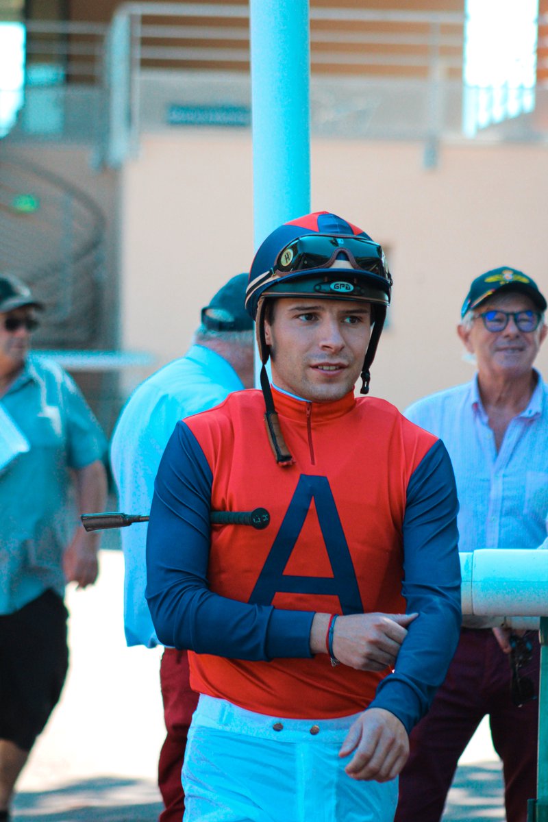 Hippodrome du Lion d’Angers tweet media