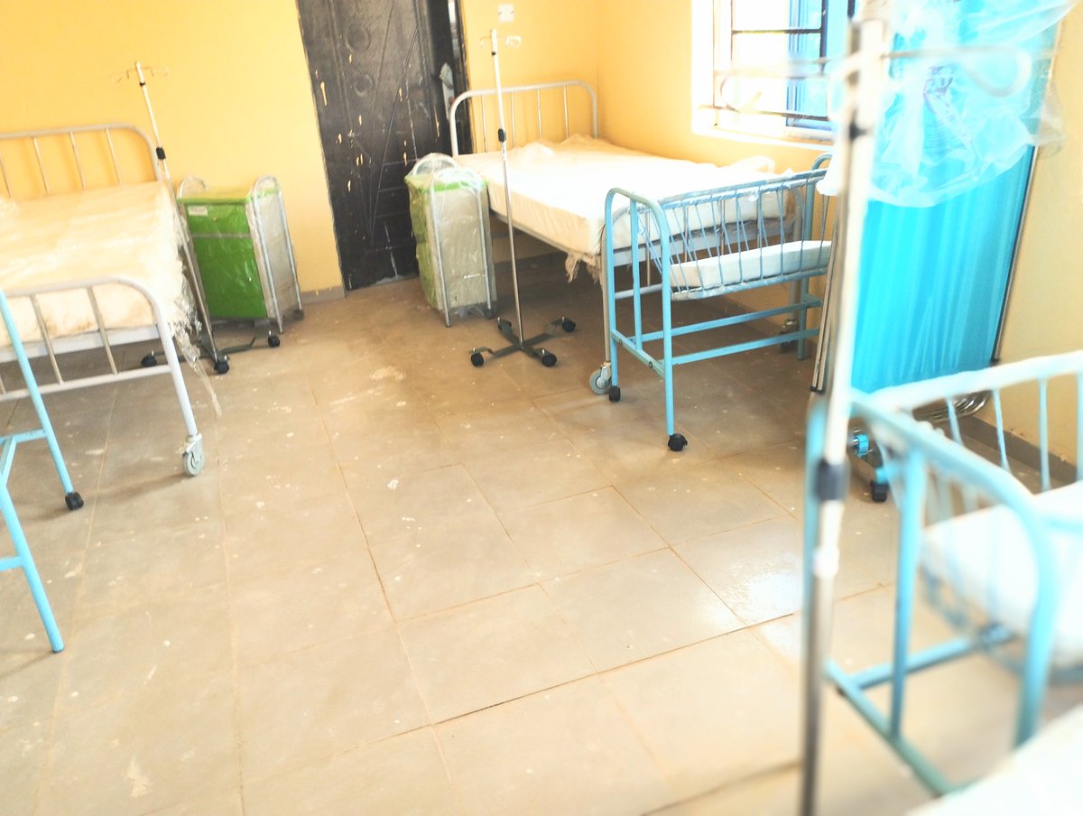 ABBASSA99390234's tweet photo. This is the completed section of the Maternity Centres Constructed by the Honourable Member Representing Bakori/Danja @HouseNGR  Federal Constituency @Bakor/Danja General Hospitals. https://t.co/4QF65bRJpM