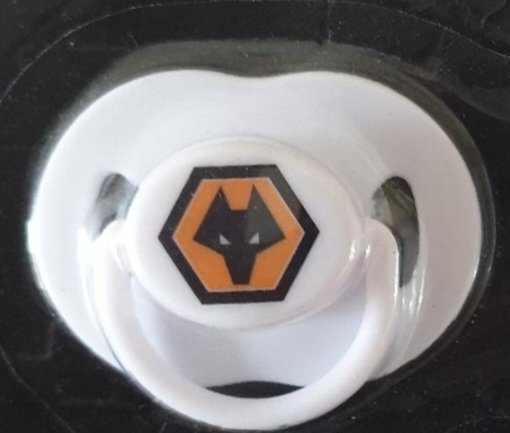 Clarkie274's tweet photo. @All_LeedsFB Found by the away dug out, may belong to Bruno Lage 🤣 https://t.co/PqvVl99oRP