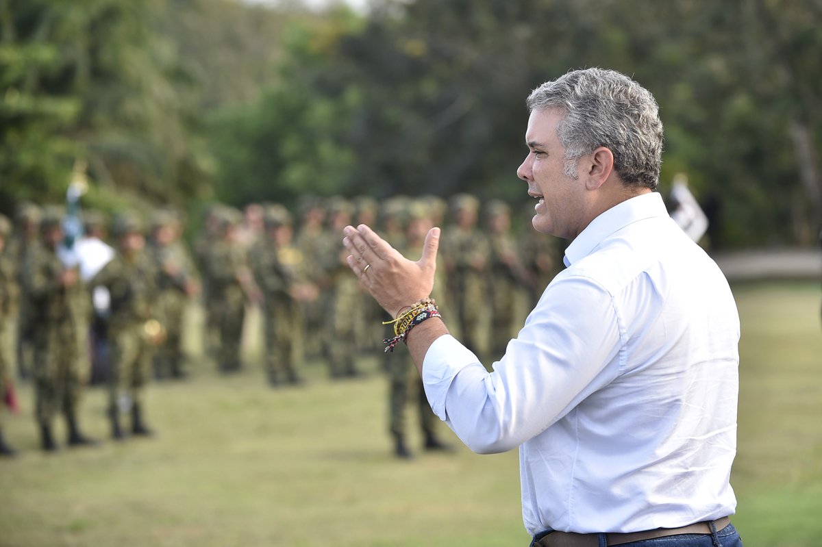 ecotalvora's tweet image. Termina el gobierno d @IvanDuque Gran presidente d #Colombia y un extraordinario amigo d #Venezuela - Recibió a más d un millón d venezolanos q han huido d la dictadura chavista y les otorgó estatus legal... lo q no es poca cosa.