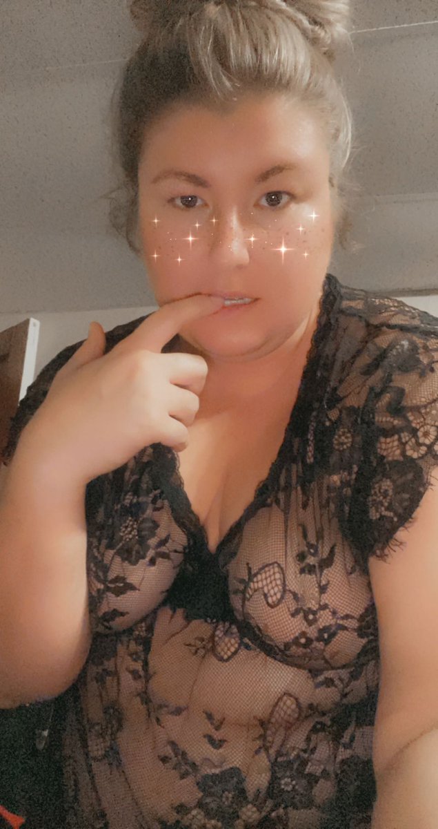 Kelsjo21's tweet photo. @Alex37454293 I am darlin 😘 https://t.co/8TcLKTDV5d https://t.co/Uhr8JvvPwW
