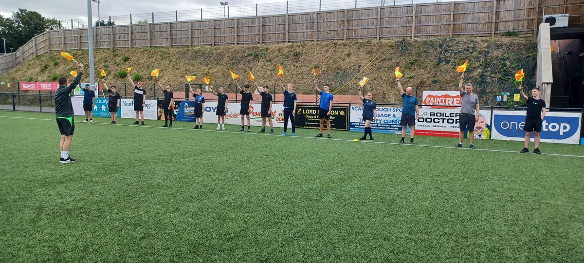 GOOD LUCK | We send our best wishes to our 14 new trainee referees following today’s <a href="/FARefereeing/">FA Refereeing</a> course at Scarborough Sports Village.

Each referee has been assigned a mentor and ongoing training &amp; development will take place in the coming months 🤝

#NRCFAREFDEV