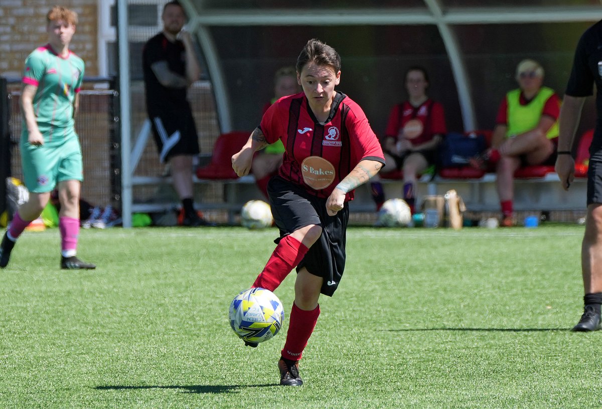 BrianRossiter1's tweet photo. A few from the Cirencester Town Ladies v Tuffley Rovers Ladies game. Album to follow.

@TownCirencester @TuffleyRoversLF https://t.co/I2TUpwPQ34