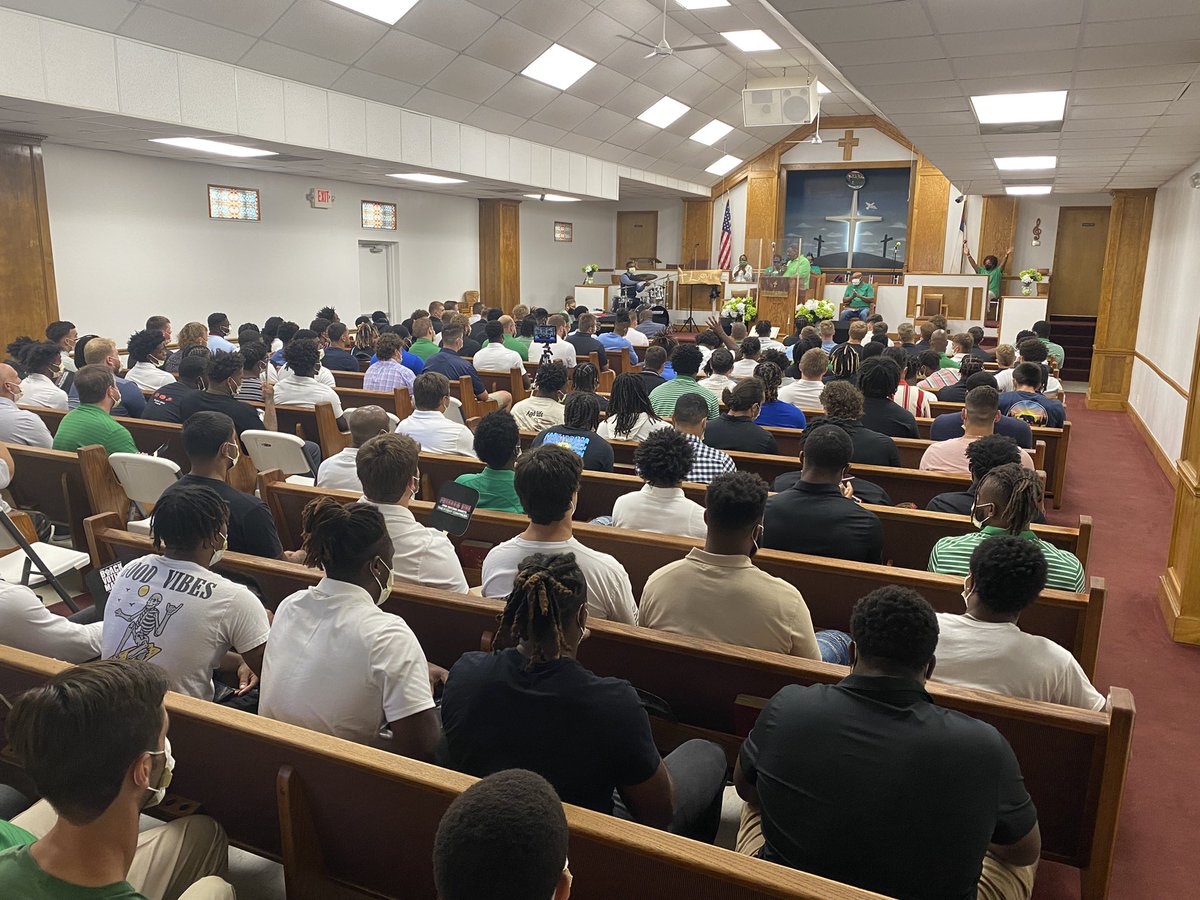 A most sincere @HerdFB thank you to Antioch Missionary Baptist Church, Rev. Shawn Woods and the wonderful parishioners for welcoming the Thundering Herd with open arms to fellowship this morning. #HerdFamily #OneHerd #YourBestYou #TrustTheProcess #CloseTheGap