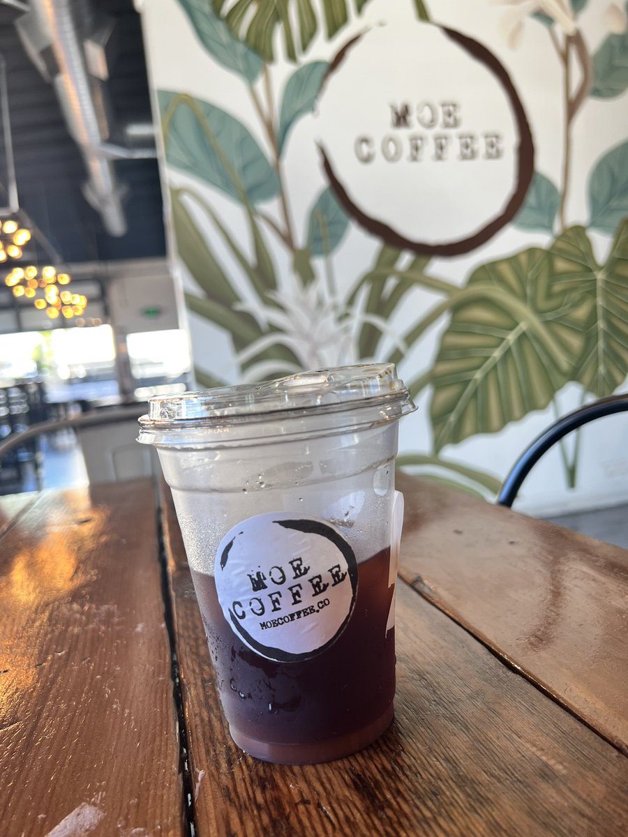 It’s a brewtiful day!

Low acid, cold, smooth, delicious coffee ☕️

Awesome spot to enjoy a cup or two 😅

#moecoffee #coldbrew #coffee