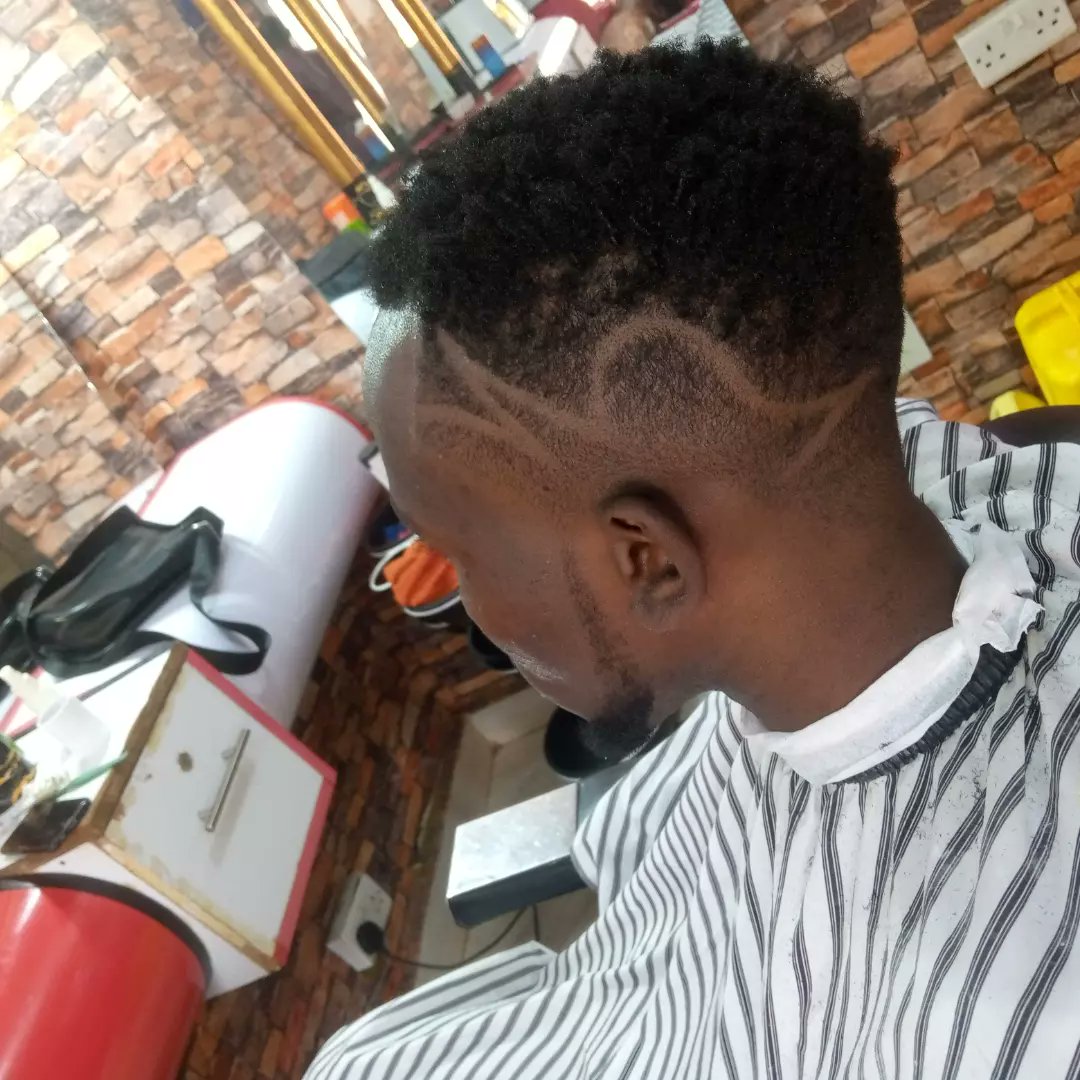 WebzRick's tweet image. Rate it out of 10
#new month
#new haircut