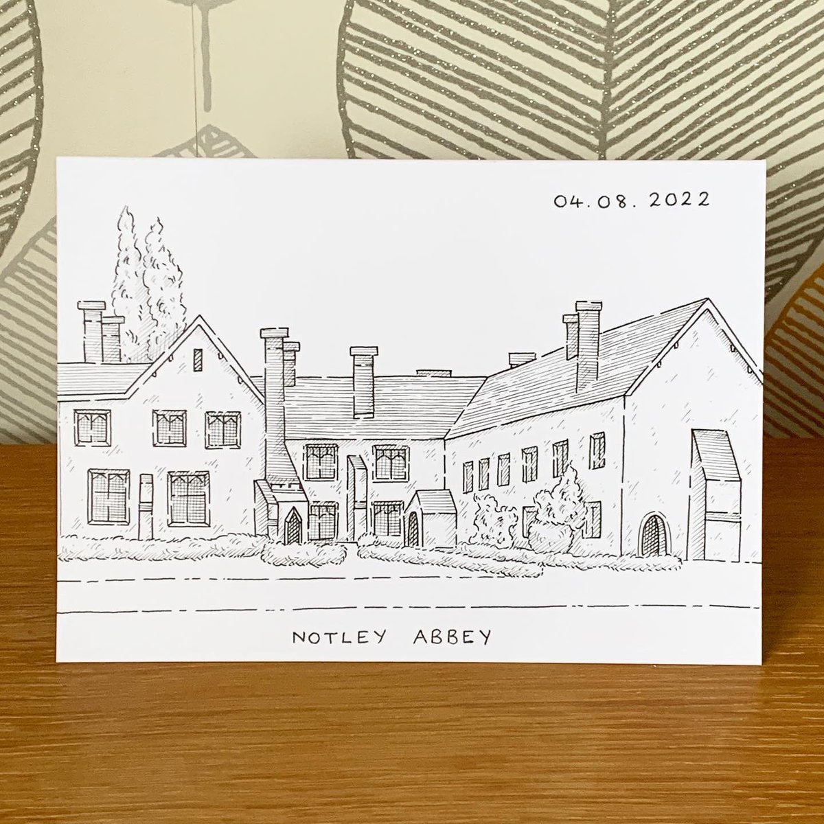 • Wedding Card Commission • 

I had the honour of drawing the lovely #NotleyAbbey in Buckinghamshire to commemorate a wonderful wedding 💒 

If you have a special occasion coming up and want a one of a kind, hand drawn card to top it off, send me a message ✉️