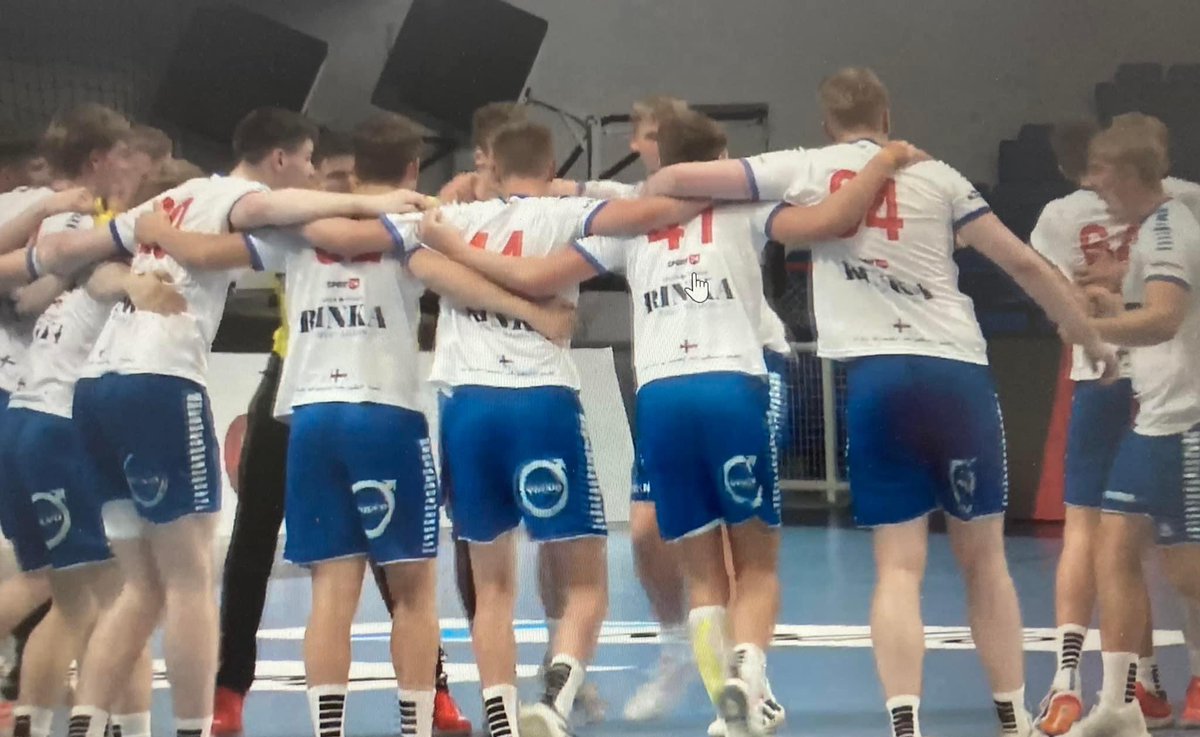Faroe Olympic (@faroeolympic) on Twitter photo A stunning victory for our U18s at the M18 EHF EURO 2022 in Montenegro 🇲🇪
Faroe Islands 🇫🇴 has beaten France 🇫🇷 29:26 🔥
👏👏👏🇫🇴🇫🇴🇫🇴
<a href="/HomeofHandball/">EHF Home of Handball</a> A stunning victory for our U18s at the M18 EHF EURO 2022 in Montenegro 🇲🇪
Faroe Islands 🇫🇴 has beaten France 🇫🇷 29:26 🔥
👏👏👏🇫🇴🇫🇴🇫🇴
<a href="/HomeofHandball/">EHF Home of Handball</a>