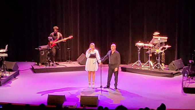 GotPictureRD's tweet photo. El polifacético Irving Alberti se presentó a casa llena en la sala Máximo Avilés Blonda del Palacio de Bellas Artes, con un espectáculo de humor bajo el nombre de “El Show de Irving Alberti”, donde presentó varios invitados al tiempo de conquistar el

https://t.co/wjk6j9dV9s https://t.co/TP6ThuHqH8