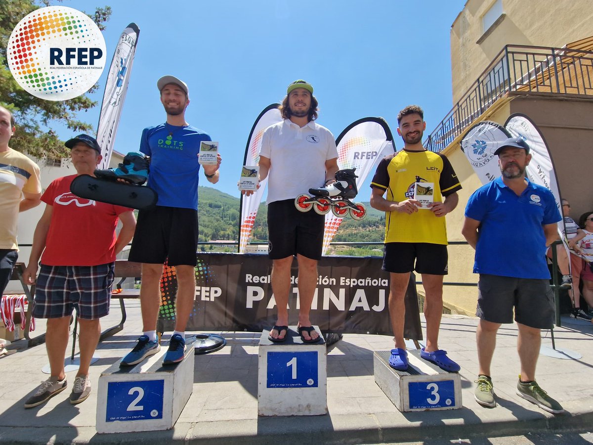 FDPPA_'s tweet photo. ÉXITO DEL ALPINO ASTURIANO. VICTORIA DE SERGIO MÉNDEZ EN ABSOLUTA, ESPECTACULAR MARCOS ARIAS Y UN TOTAL DE 4 OROS 1 PLATA Y 2 BRONCES https://t.co/xmglKsYoxe
#Asturias #Deporte #patinaje #DeporteAsturiano #tdc_skateroller #helyaskates #AlpinoEnLinea #InlineAlpine https://t.co/kZj8SacVjq