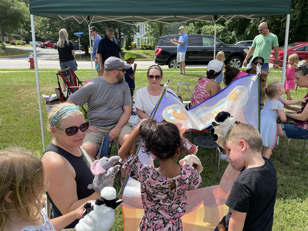 A huge thank you to our fabulous team <a href="/silverbrookelem/">Silverbrook ES</a> who worked to pull together our community event at South Run. Kudos and high five for a job well done!