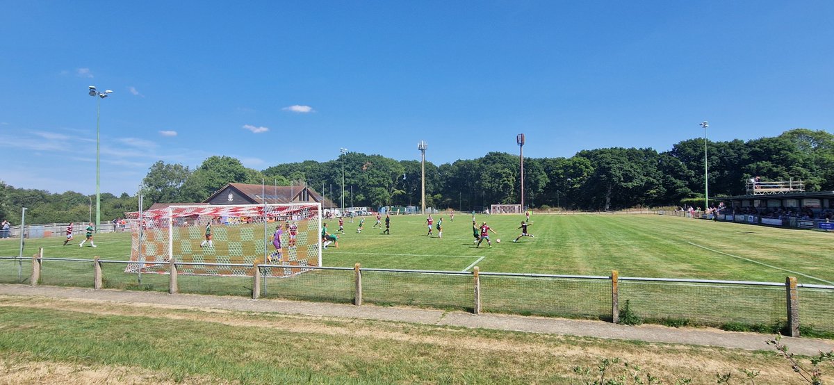 Hassocks Ladies FC (@hassocksladies) on Twitter photo Superb afternoon at The Beacon where <a href="/lewesfcwomen/">Lewes FC Women</a> came from behind to beat <a href="/westhamwomen/">West Ham United Women</a> 2-1!
Good luck to both teams in their upcoming seasons 🙌
#Hassocks #MidSussex #WHUFC #WestHam #WestHamWomen #LewesFC #lewesFCWomen #WomenSuperLeague #WSL #Lionesses Superb afternoon at The Beacon where <a href="/lewesfcwomen/">Lewes FC Women</a> came from behind to beat <a href="/westhamwomen/">West Ham United Women</a> 2-1!
Good luck to both teams in their upcoming seasons 🙌
#Hassocks #MidSussex #WHUFC #WestHam #WestHamWomen #LewesFC #lewesFCWomen #WomenSuperLeague #WSL #Lionesses