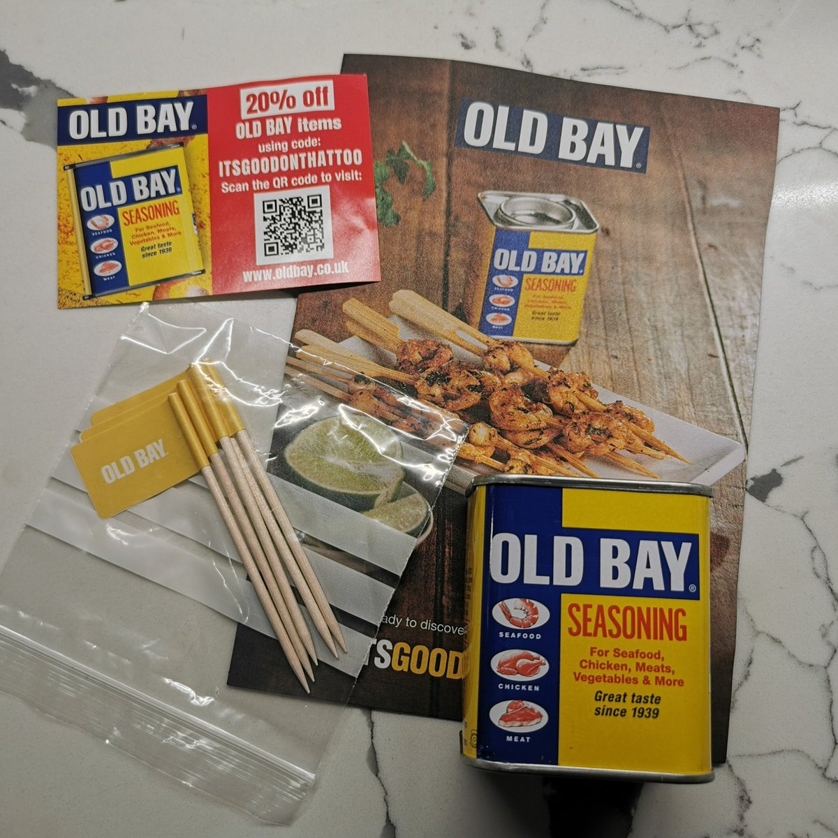 smartyface69's tweet photo. Thank you to @ComeRound and @OLDBAYSeasoning for sending me this seasoning to try #ItsGoodOnThatToo https://t.co/Y9HLcPwnTp