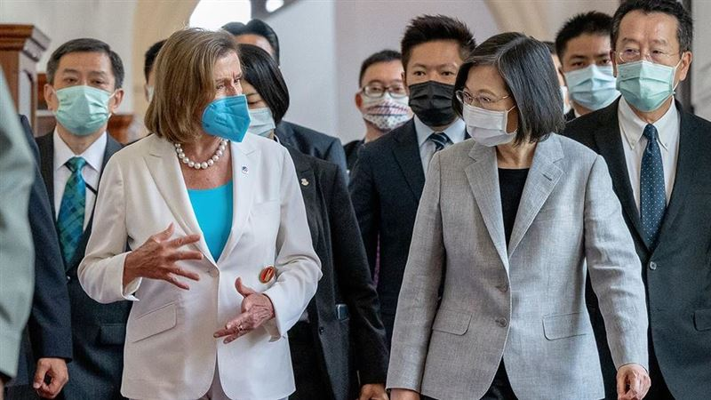 裴洛西訪台　印度學者：可從台灣身上學習3件事
news.ltn.com.tw/news/world/bre…
印度學者表示可從台灣身上學習三件事！第一是印度應在邊界爭議上向中國畫出明確紅線；第二是印度不需走綏靖主義路線；第三是印度不需為了經貿關係而對中國忍氣吞聲！以台灣為例，台灣並沒有因緊密的貿易而向中國退讓

圖：總統府