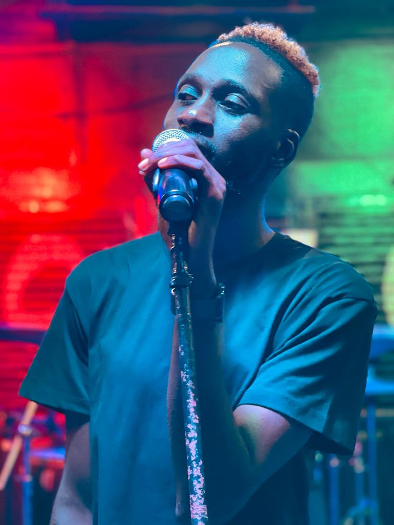 fizzlegm's tweet photo. We Got something really exciting coming your way from the VocalBoss @jalimadimusic
Are you ready ? ๐ฅโค
#jalimadi #livemusic #fizzleent https://t.co/DIu2tyvCYx