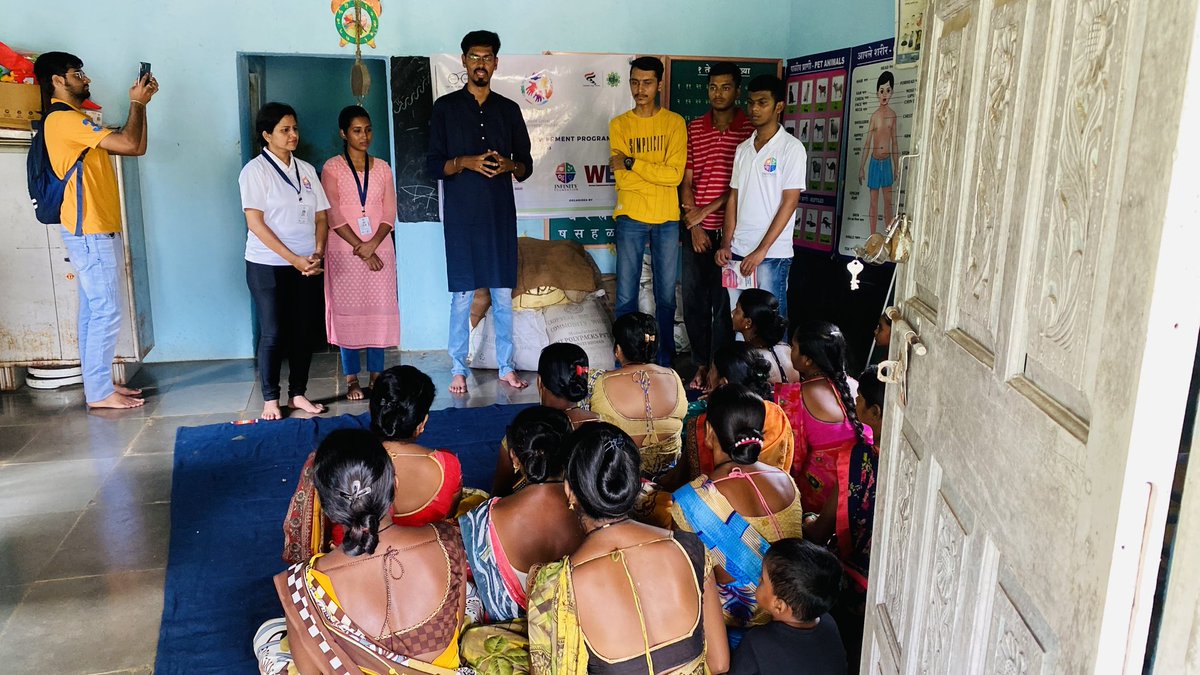 infinity164115's tweet photo. YSEP Week 4  At Adivasi Wadi in Khairwadi a Menstrual Hygiene and Woman Empowerment seminar was organised by @infinity164115  Supported by @Nyksindia @NYKAlibag 
 #Infinityfoundation #India #youth #Raigad  #NYKS #nyksindia https://t.co/eIAIgiRPwY