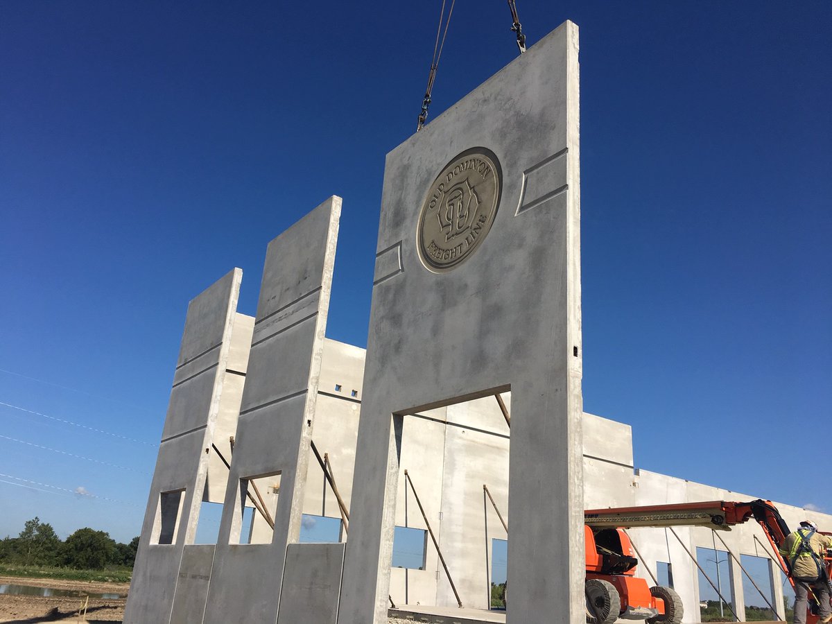 One of the past projects that we supplied precast for was the Old Dominion Freight Line building in Crest Hill, IL

#precastconstruction #precastpanels #precast