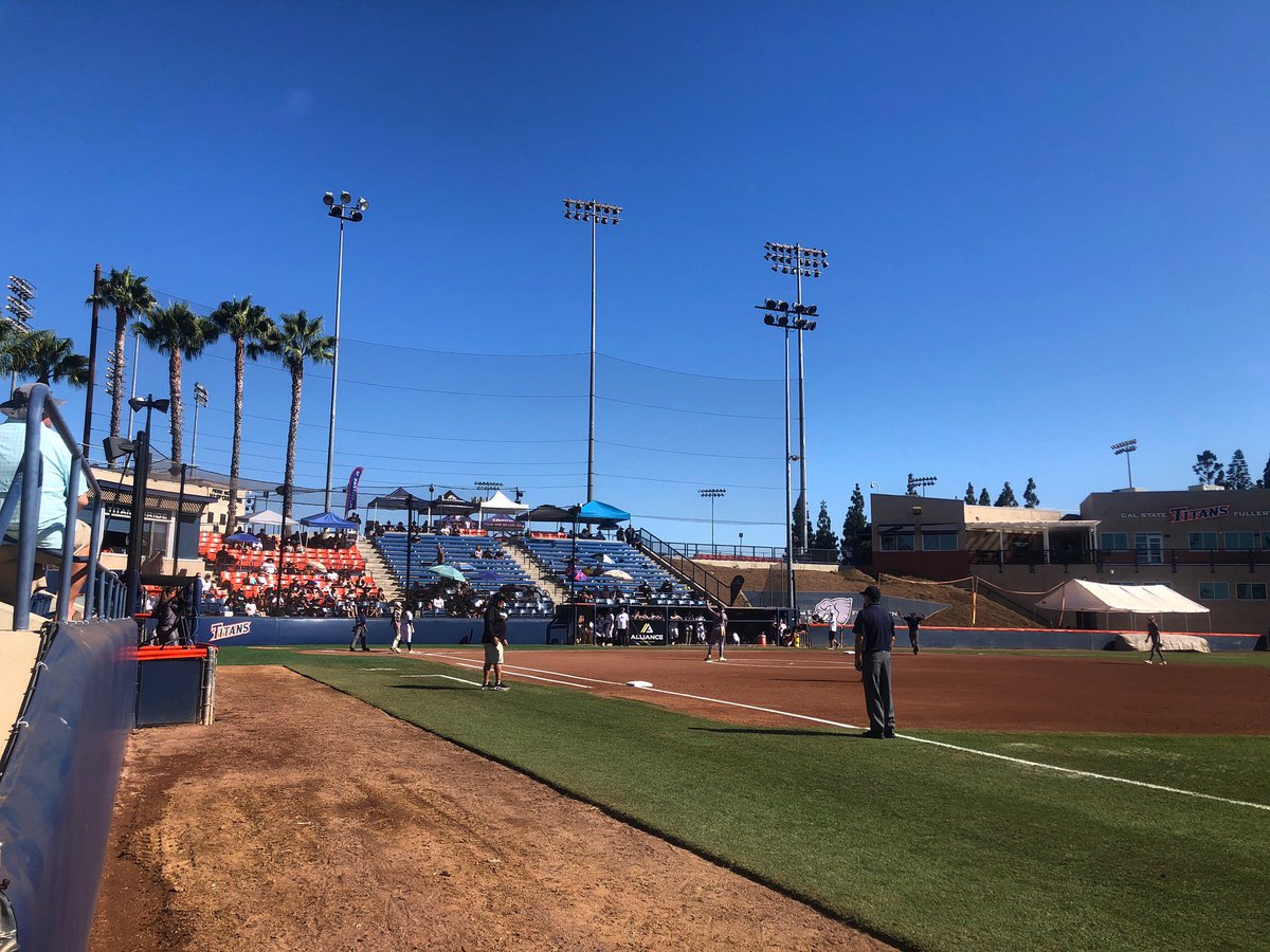 A beauuuuuitful day to end the 2022 season! 

Who’s taking home the 14U Tier I and Tier II crown?! 👀👑

Watch LIVE on <a href="/AGLSoftball/">AthletesGoLive Softball</a> 📺

#AFCS2022 🥎 #thealliancefastpitch