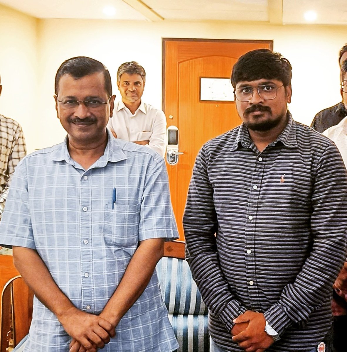 vinayvasava5's tweet photo. Greetings meet with Chief Minister of Delhi honorable arvind kejriwal Sir 🙏
exemplary leadership, Attractive personality, simplicity, powerful person
@ArvindKejriwal
#cmdelhi #cmdelhikejriwal https://t.co/C4JUscYvoG