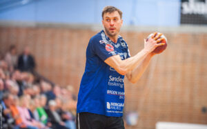Træningskamp: Skanderborg Aarhus Håndbold - Ribe-Esbjerg HH i tal - hbold.dk/2022/08/07/tra…