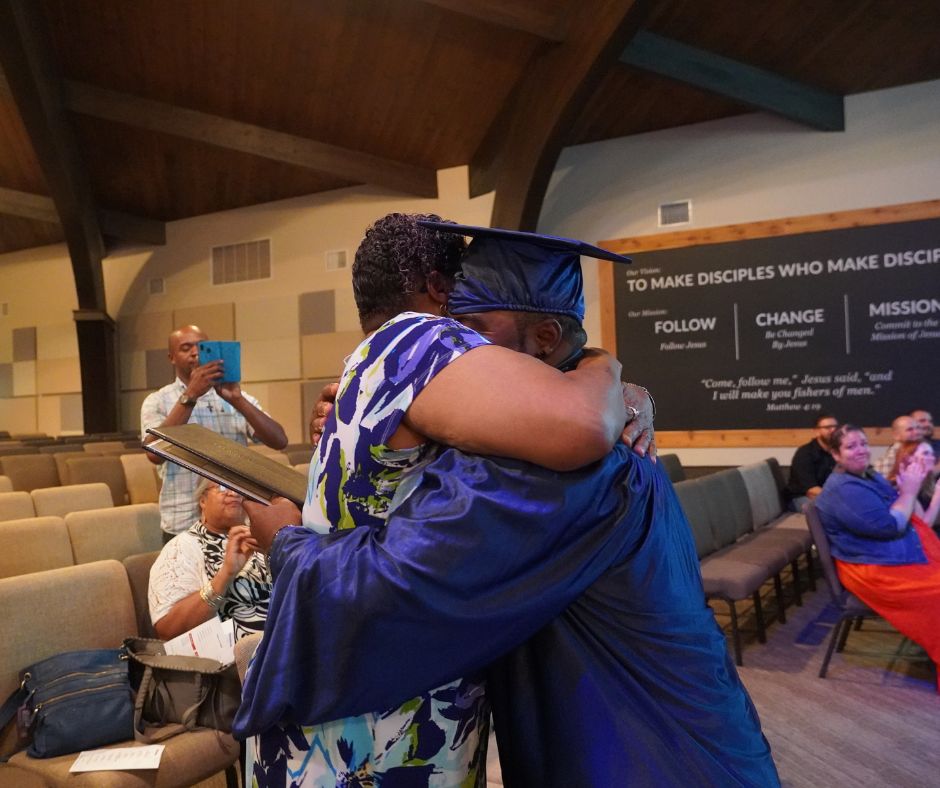 URMWichita's tweet photo. Last weekend we celebrated the graduation of six Resilient men! Take a look at this special moment between Anthony Irby and his very proud mom. 

After the ceremony, staff, family members and supporters gathered for fellowship and food. What a great afternoon! https://t.co/B2b1ThdaBh