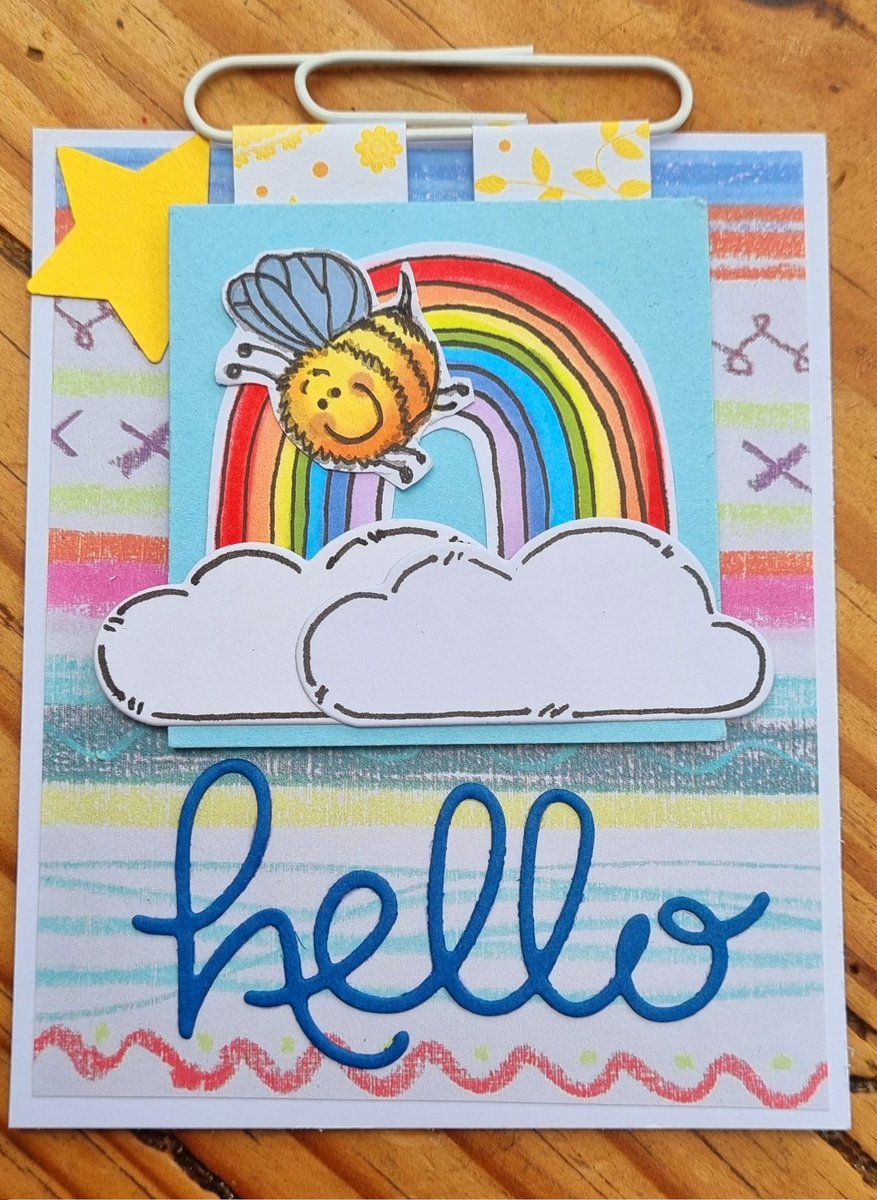 sallybaker1968's tweet photo. Playing with pens and paper...as always.
#scrappaper #beehappy #rainbowlove #pennyblackhoneybee #papercrafter https://t.co/R2uKvmbx7s