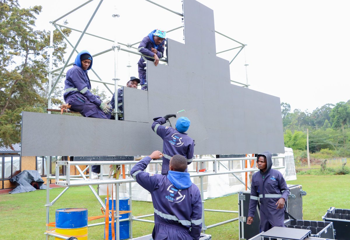 EliteSoundsKe's tweet image. We love Building screens
#EliteSounds #EliteEvents