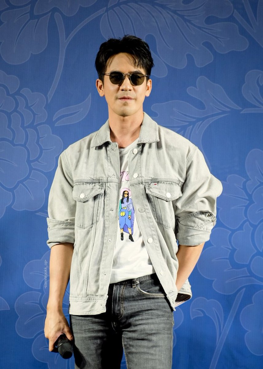sommjookk_op's tweet photo. ส่งเข้านอนด้วยเซ็ทนี้...กล้องถึงกับเก็บความหล่อความปังของพี่เขาไม่หมด  

#พี่ภพบุพเพ๒พบชาวโคราช
#popezaap https://t.co/ol7uTmwxOr