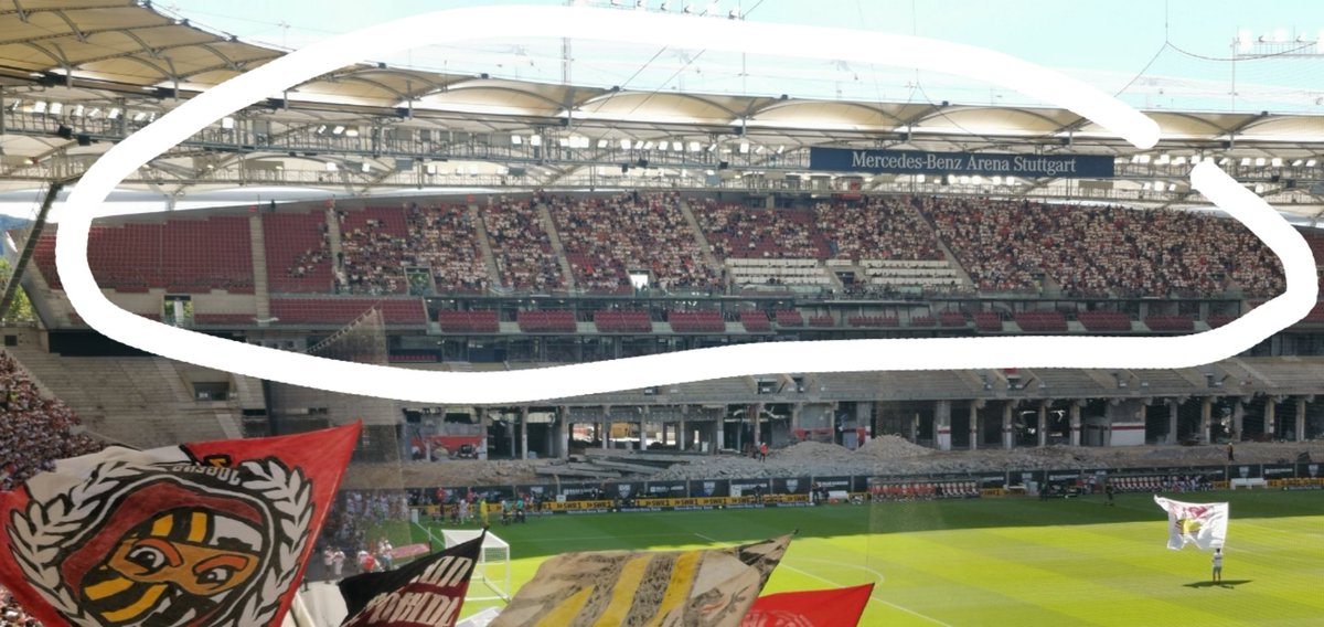 Soviel zur Heuchelei bzgl Gästefans. Ihr bekommt ja nicht mal euren Heimbereich voll 👈🤣🤣🤣 #VfBRBL