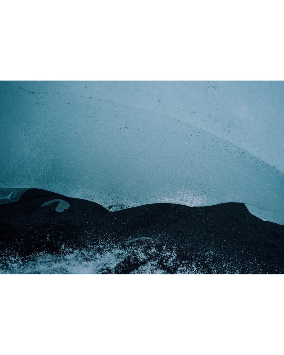 AnnePannecke's tweet photo. Ice lines
📍Iceland 2022

#iceland #icelandtravel #icelandnature #icelandic #icelandtrip #icecave #landscapevideo #sparkofwonder #annepannecke #welivetoexplore #wheniniceland #icelandadventures #exploreiceland #igiceland #visiticeland #visiticeland🇮🇸 #discoverearth #discovericela https://t.co/HElv19DQAZ