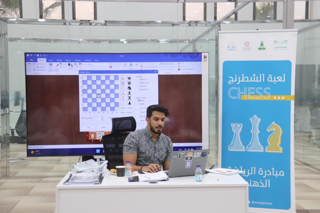 MindSportsa's tweet photo. بدء البرنامج التدريبي في مقر #مبادرة_الرياضة_الذهنية في جامعة الملك سعود بالرياض بحضور مميز من طلاب الجامعات بقيادة المدرب محمد النملة في لعبة #الشطرنج https://t.co/JGzaHfZ122