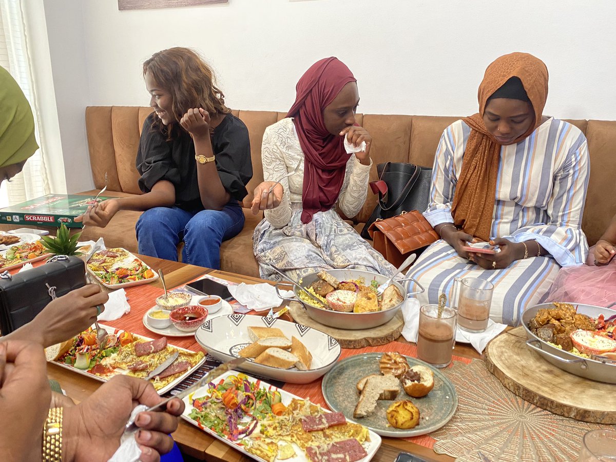 SophieAttijani's tweet photo. Women entrepreneurs meeting est un concept que j’ai créé pour regrouper les femmes entrepreneurs chaque mois pour échanger et consolider nos méthodes de gestion de nos projets. Je suis votre #businessmentor #powerangel #womanentrepreneurship https://t.co/Mr8UqLUsWt