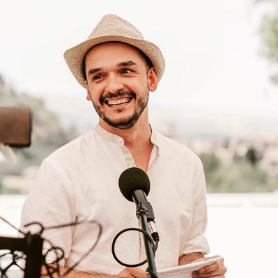 bplanas8's tweet photo. #NewProfilePic
#happiness #smile
Opportunities don't happen, you create them.
Don’t only practice your art, but force your way into its secrets, for it and knowledge can raise you to the success. #keepworking #dontsurrender
#singleguy #fatherofcats #gaybarcelona https://t.co/FfuwxCA3UD