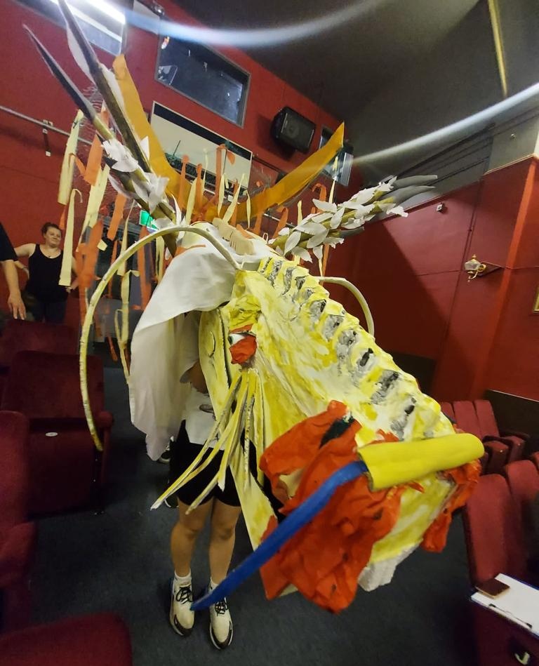 PlayOnArts1's tweet photo. Who was impressed by our huge Jabberwocky puppet - expertly manipulated by Emily, Dami and Joe? 😍👏🏼 #sing #dance #act #create #props #scenery #backstage #bexley #erith #Greenwich #Dartford #theatre #summerholidays #kids #inclusion #friendship #summer #growth #selfesteem #local https://t.co/O7WHb9h3BX