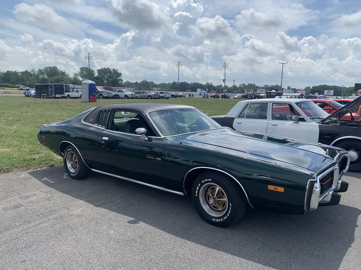 LancasterMtplx's tweet photo. Just some of the WNY @OfficialMOPAR Club members taking part in today’s #MoparDay event https://t.co/pP1LSCVUbI